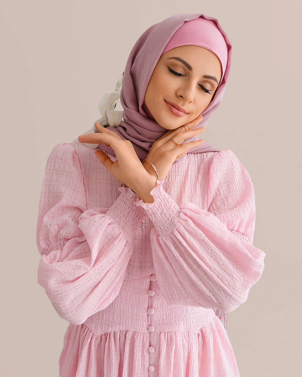 Sirai Button-Down Abaya